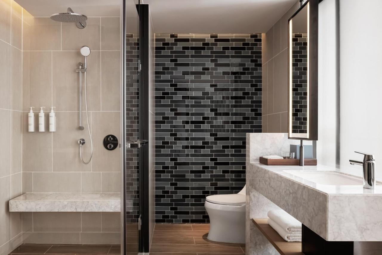 Fairfield By Marriott Phnom Penh Hotell Exteriör bild