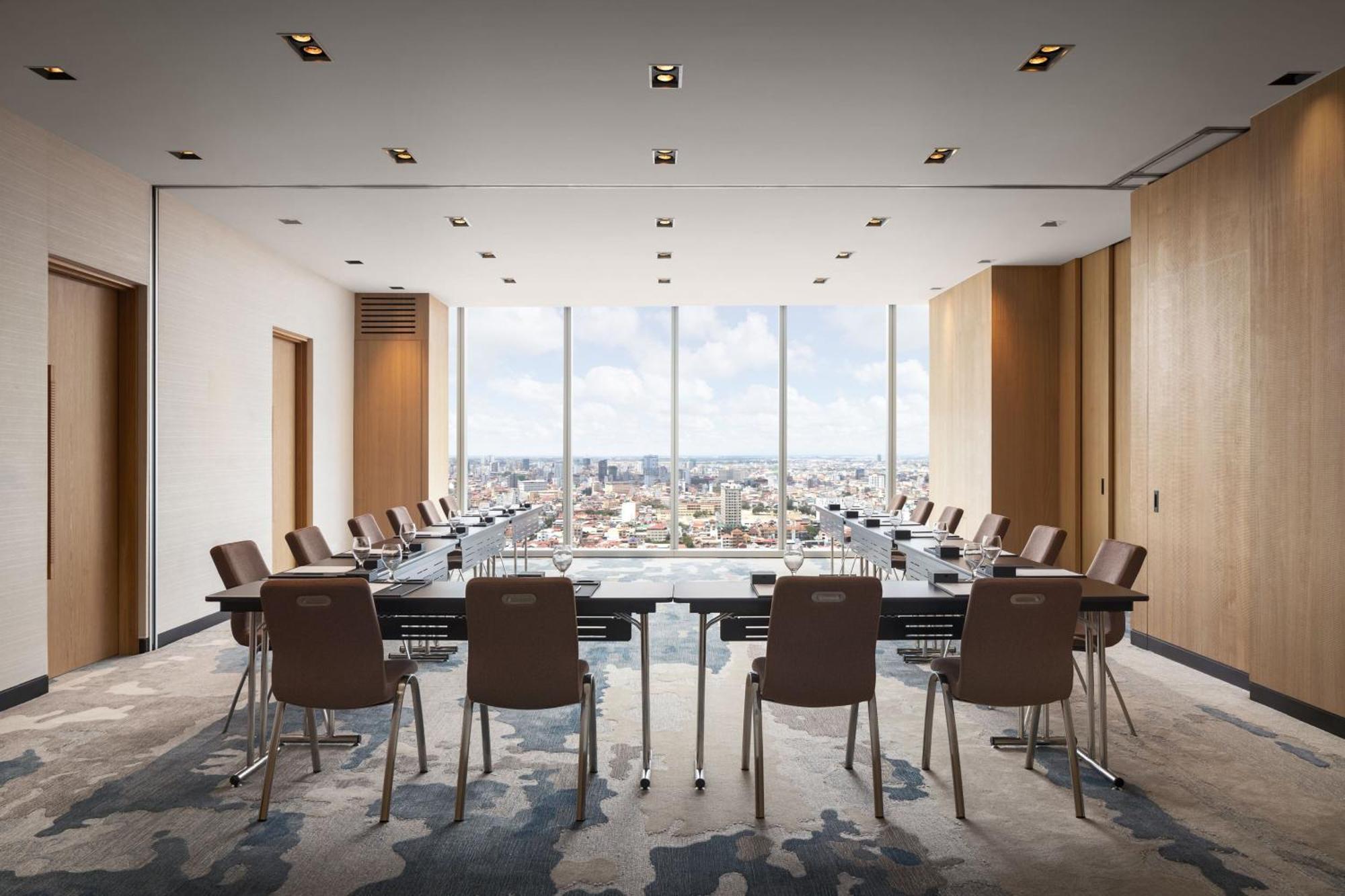 Fairfield By Marriott Phnom Penh Hotell Exteriör bild
